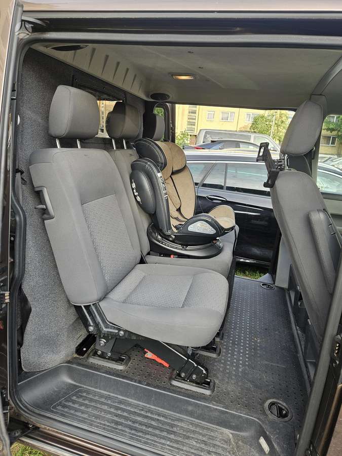 Volkswagen Transporter - 11