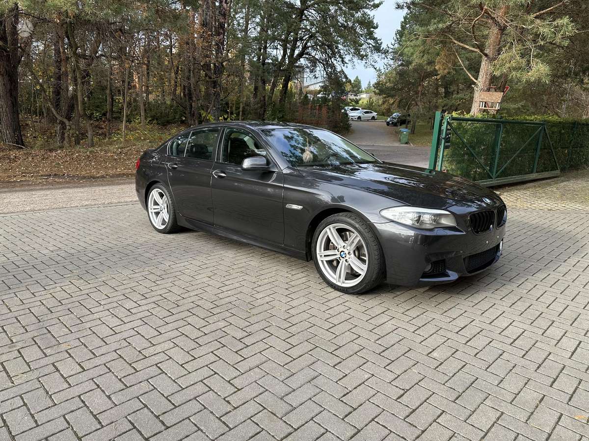 BMW 535, 3.0 l., Седан