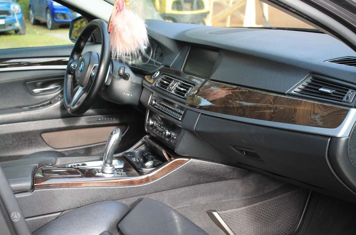 BMW 535, 3.0 l., Седан