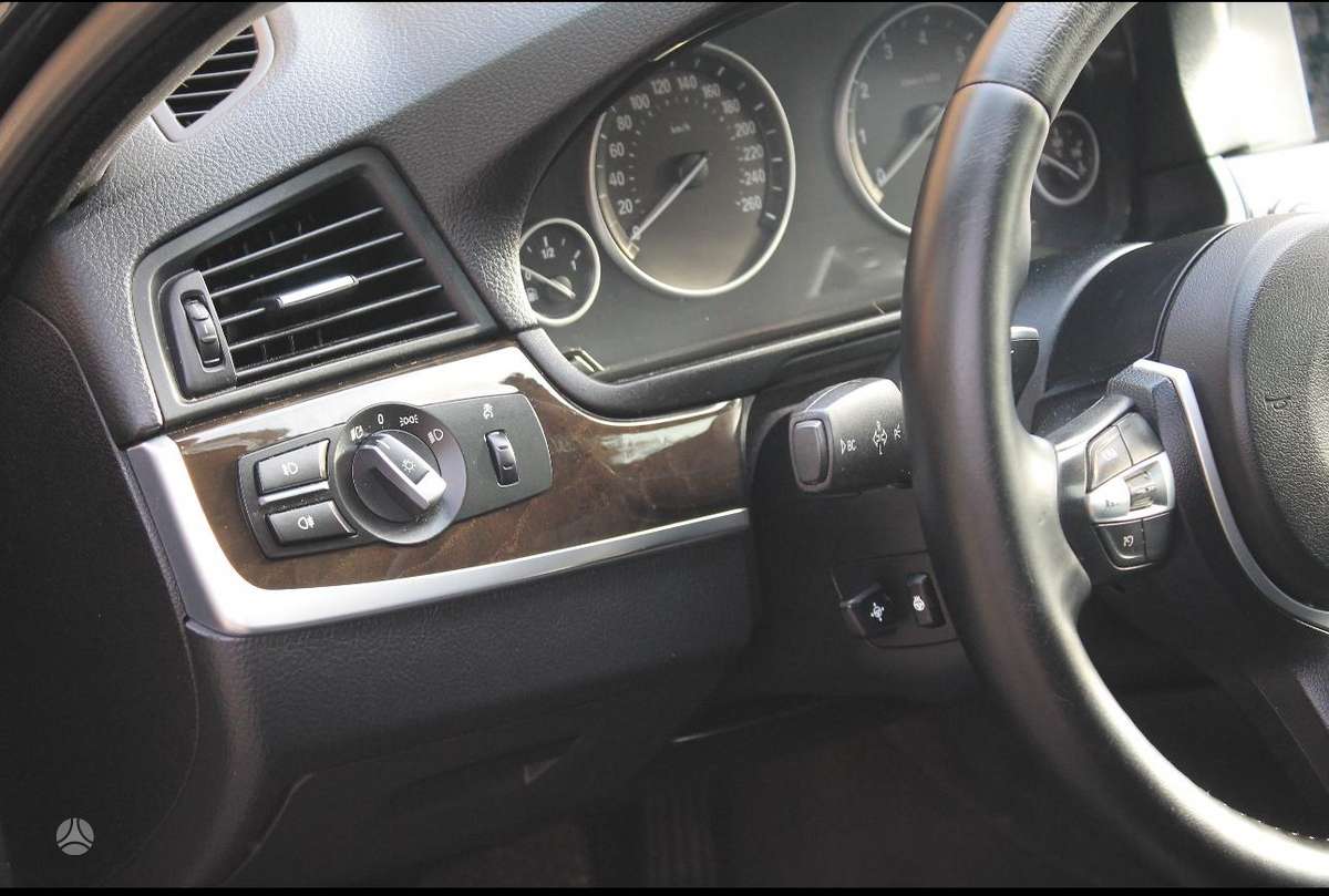 BMW 535, 3.0 l., Седан
