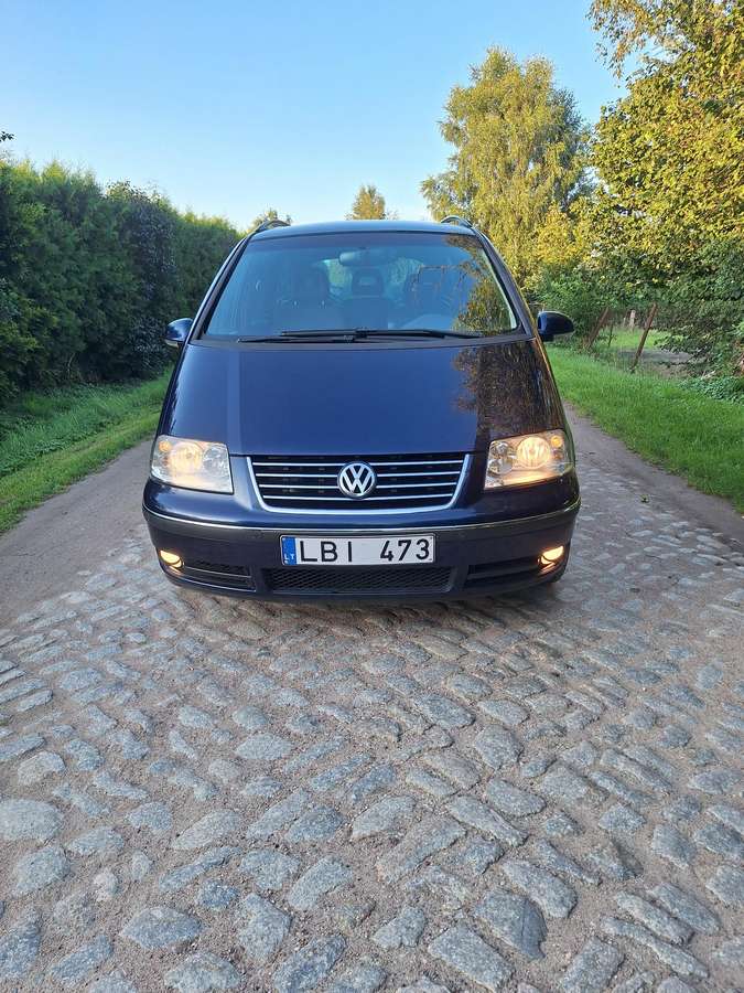 Volkswagen Sharan - 2