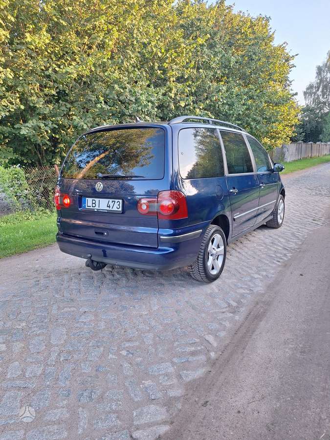 Volkswagen Sharan - 8