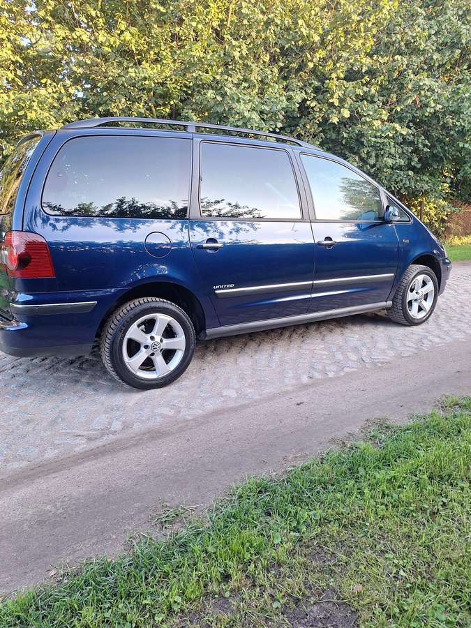 Volkswagen Sharan - 9