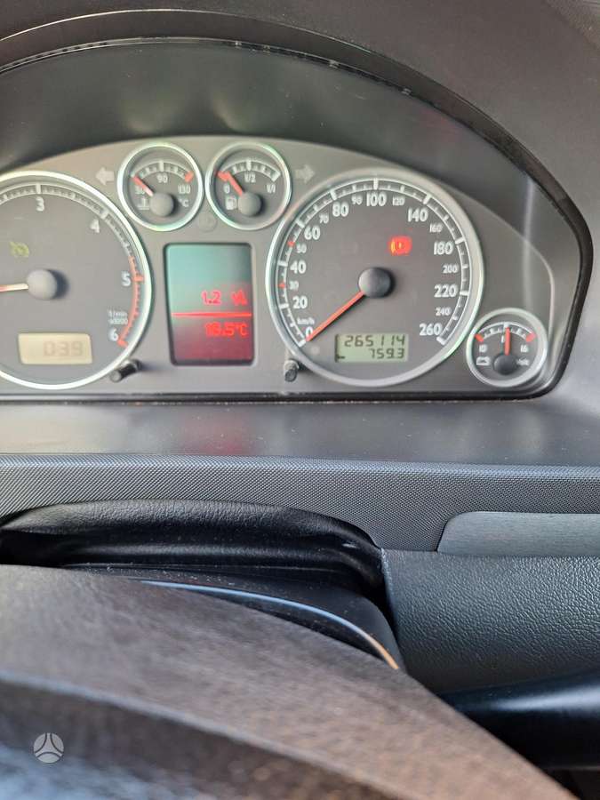 Volkswagen Sharan - 10