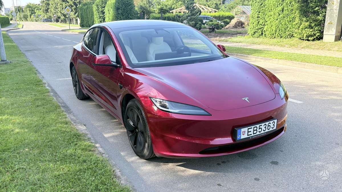 Tesla Model 3, 60 кВт·ч, Хэтчбек
