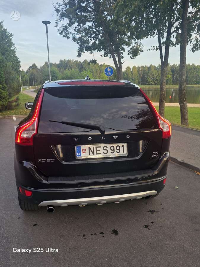 Volvo XC60 - 2