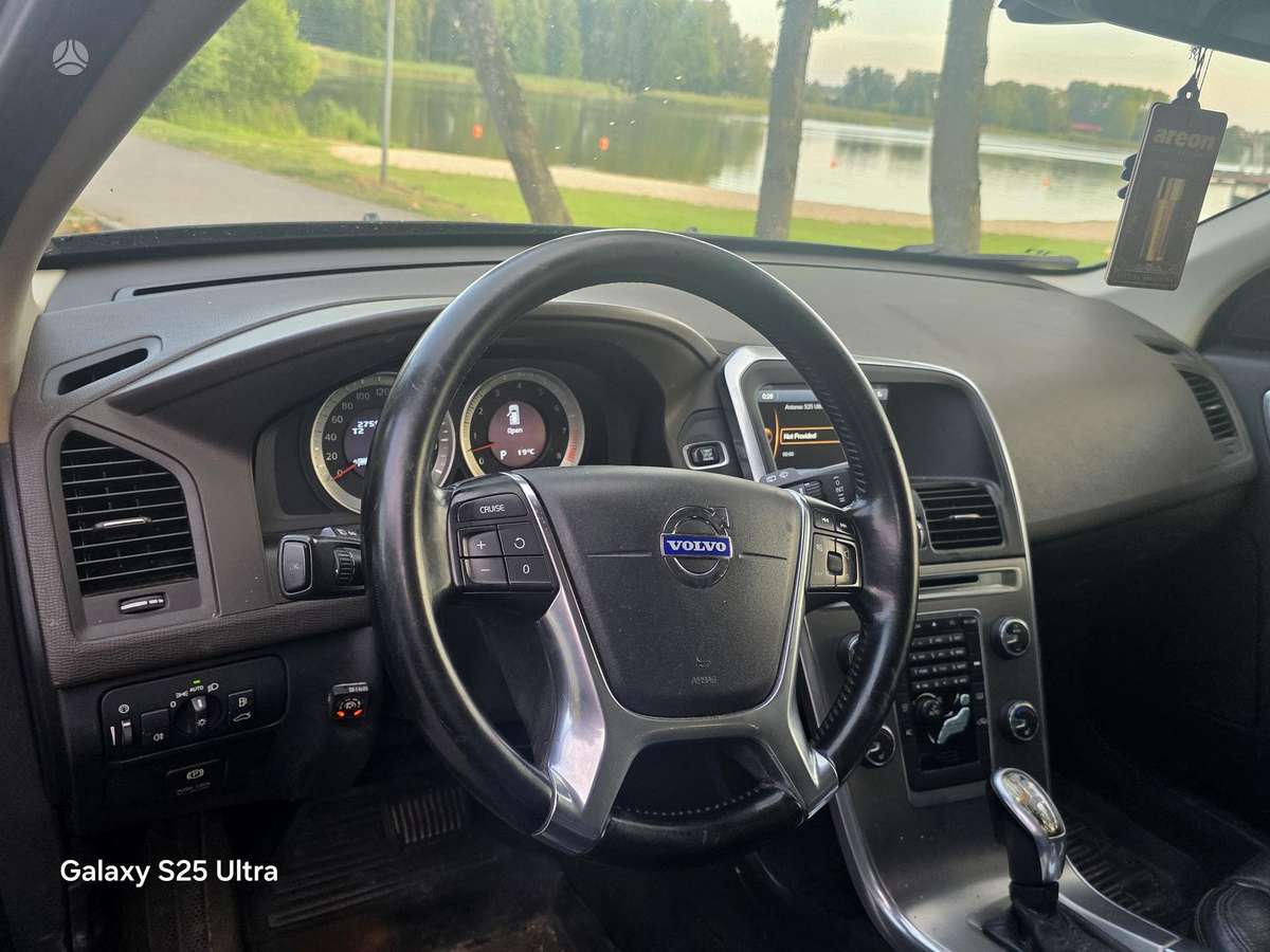 Volvo XC60 - 3