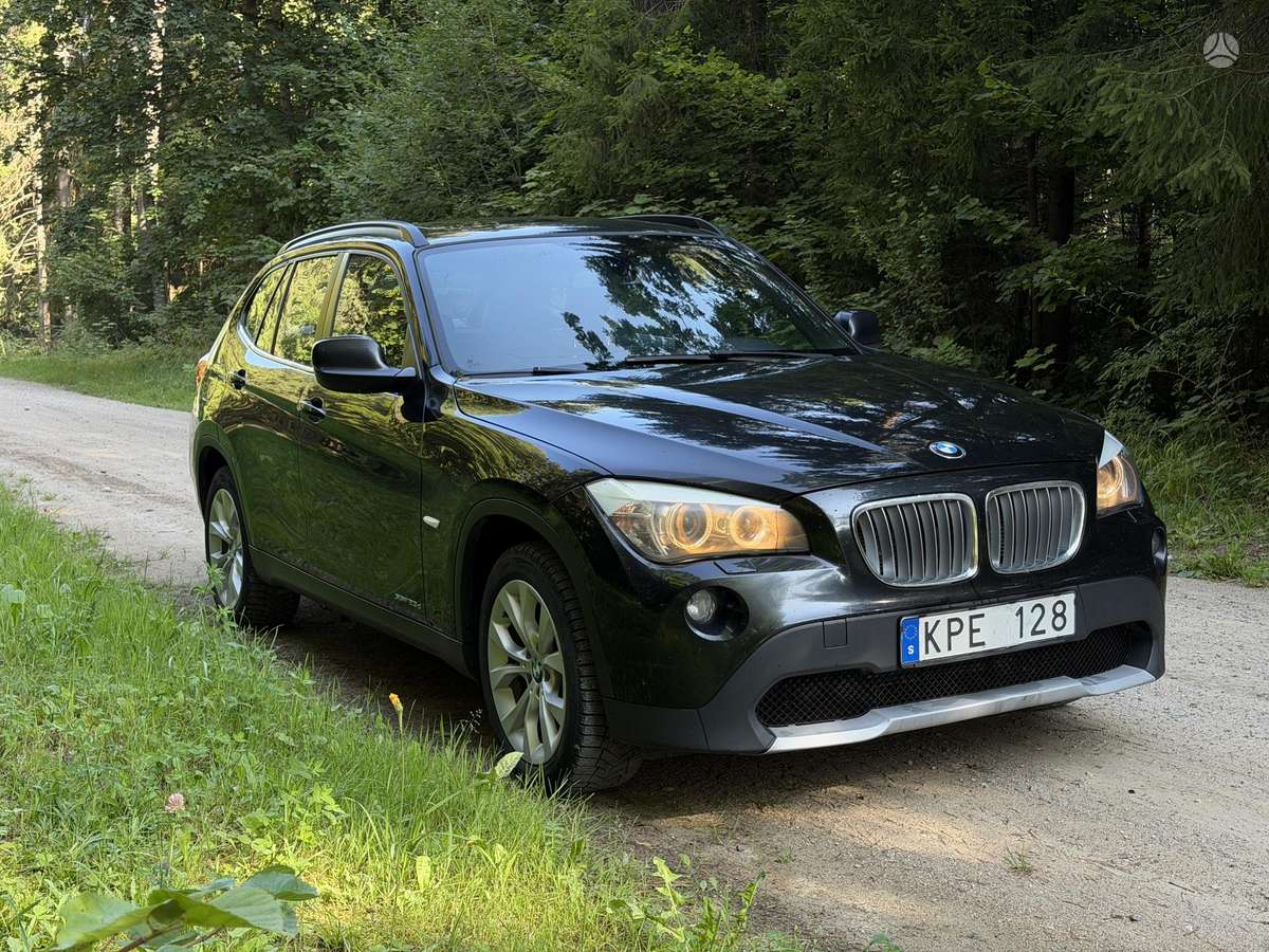 BMW X1, Хэтчбек
