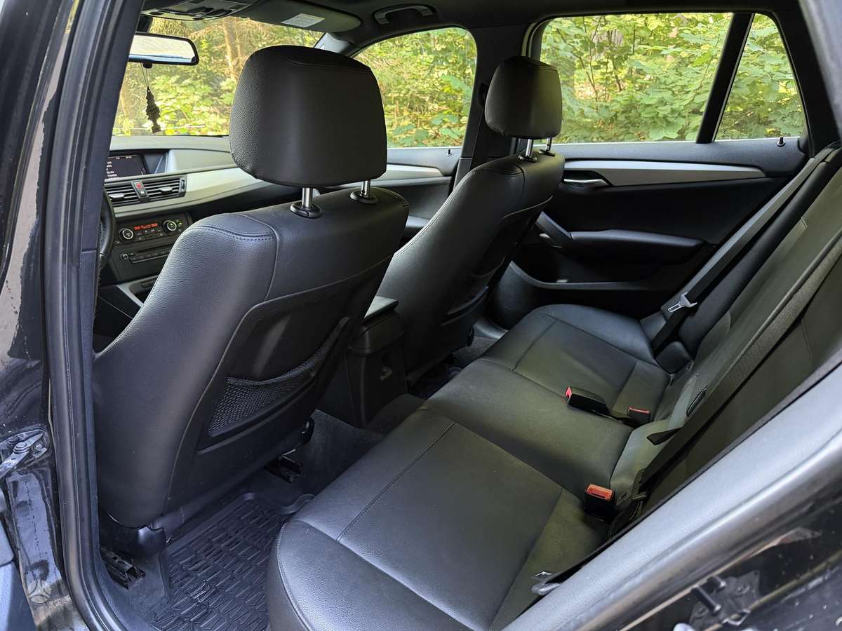 BMW X1, hatchback
