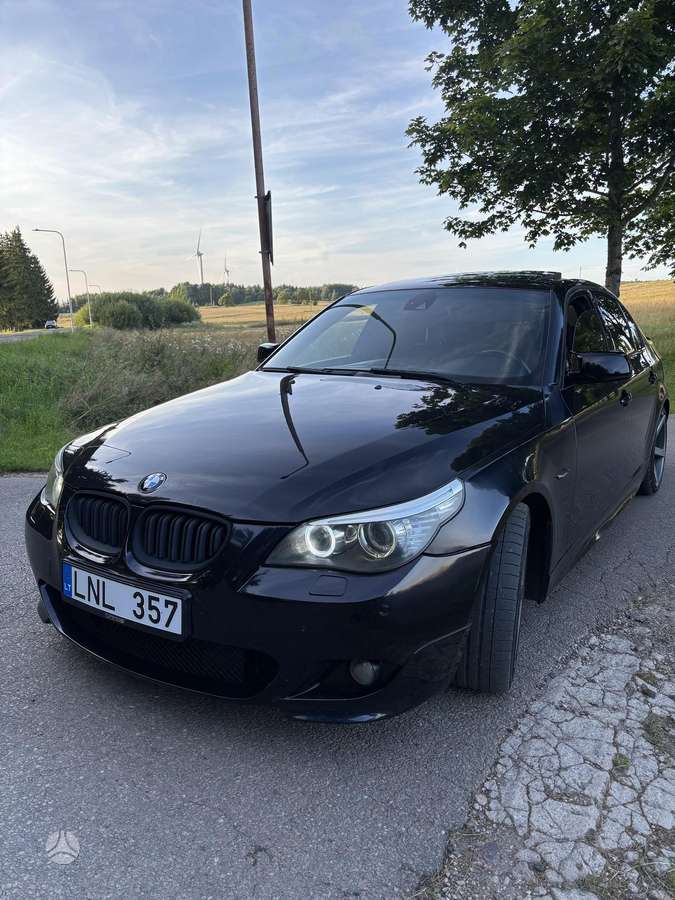 BMW 525, 3.0 l., Седан