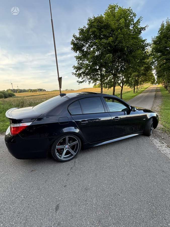 BMW 525, 3.0 l., Седан