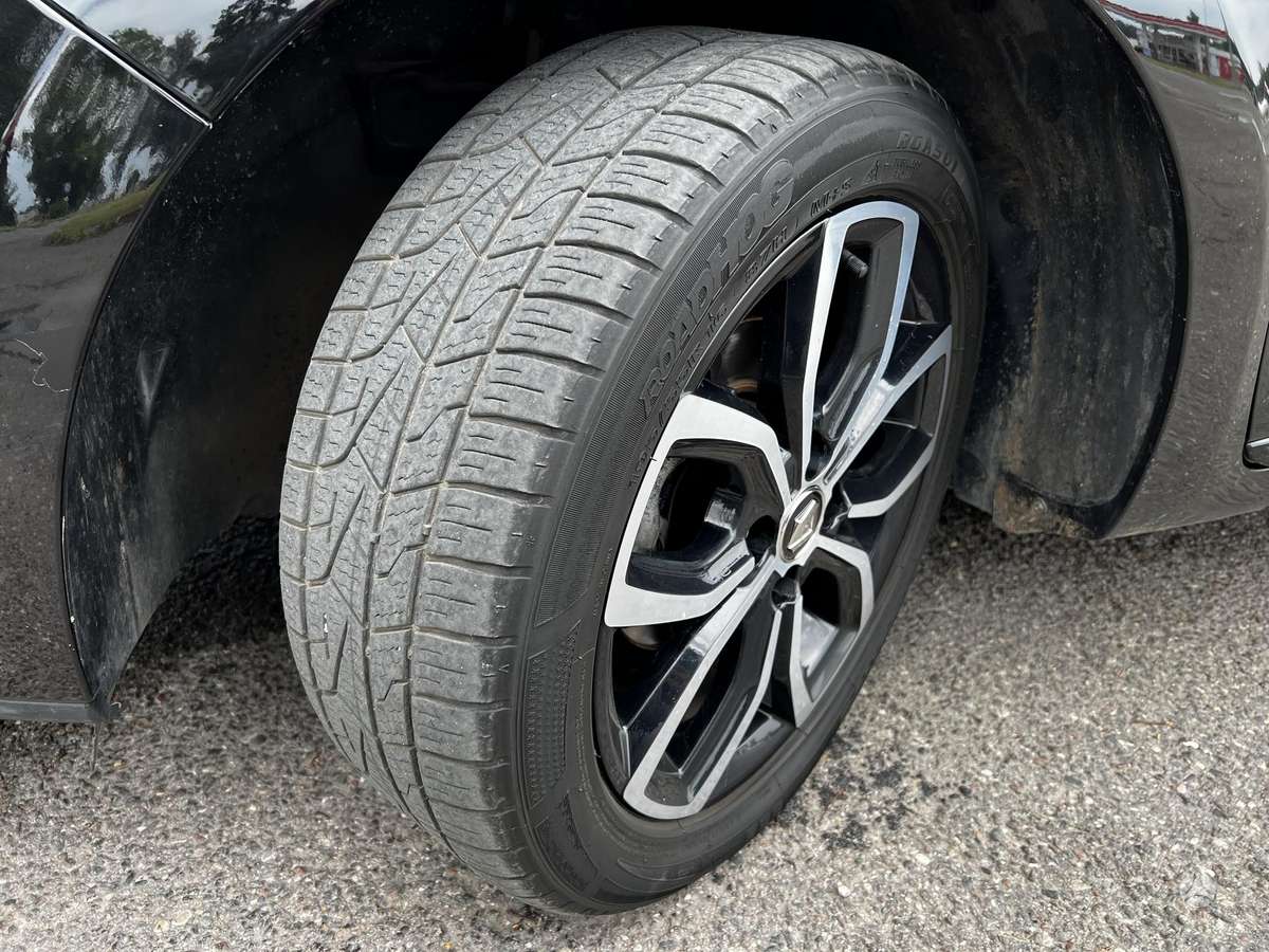 Renault Clio, 0.9 l., hatchback
