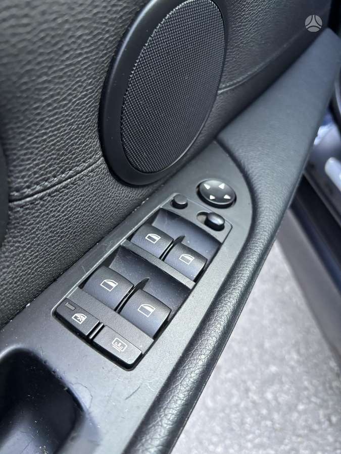 BMW 525, 3.0 l., Седан