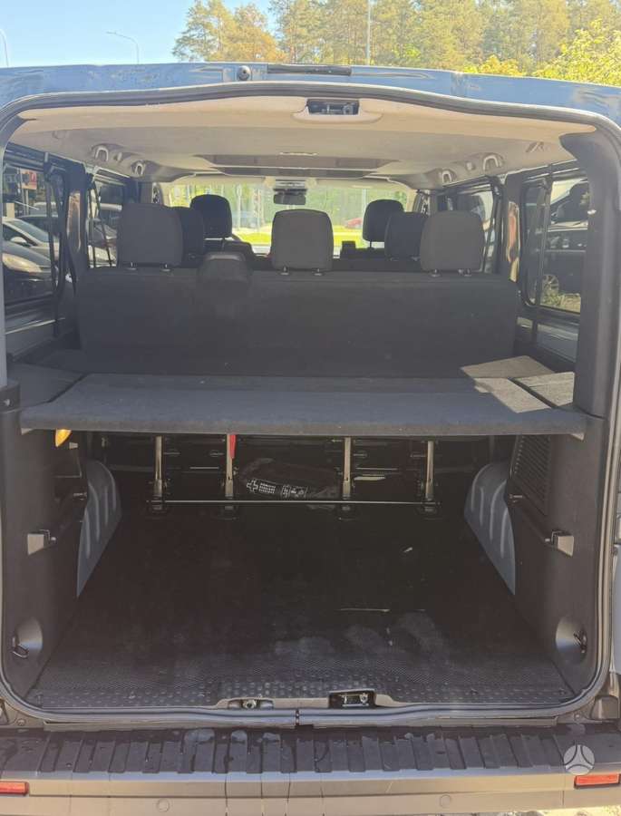 Renault Trafic, passenger minibus
