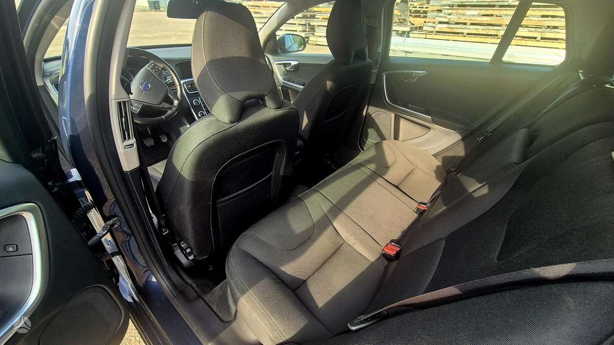 Volvo V60, 1.6 l., Универсал