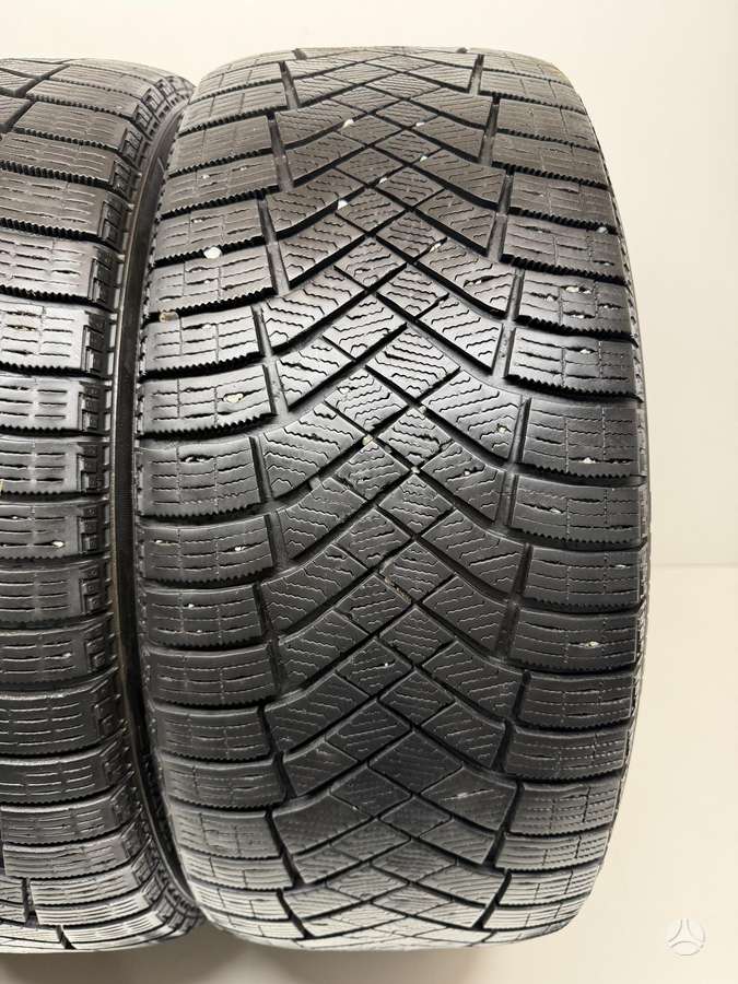 Pirelli Ice Zero R, žieminės 245/45 R18