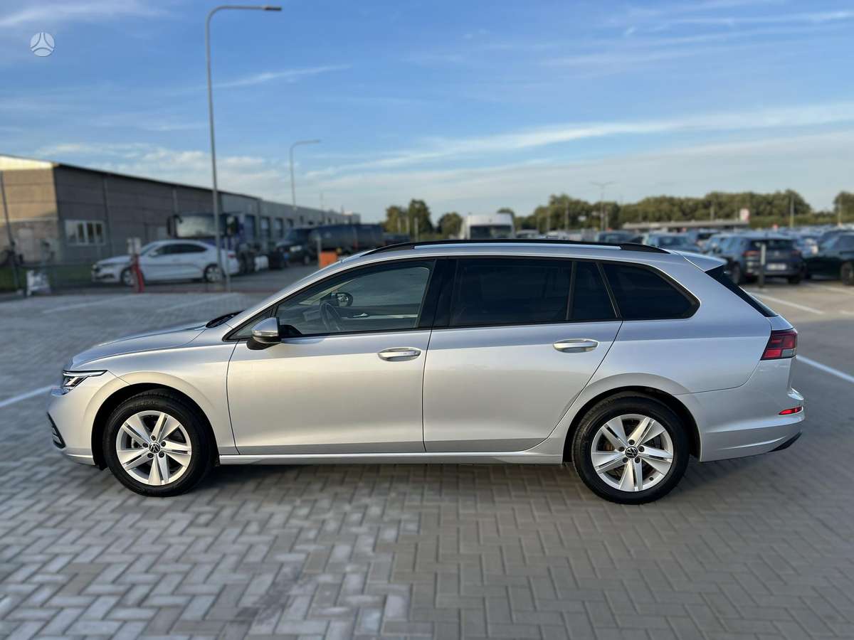 Volkswagen Golf - 2