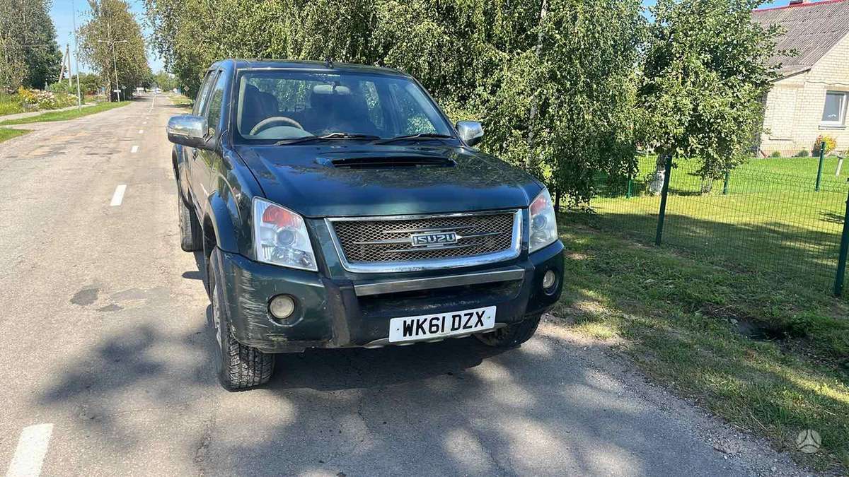 Isuzu Rodeo, 2.5 l., Пикап