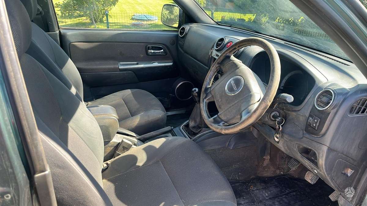 Isuzu Rodeo, 2.5 l., pick-up