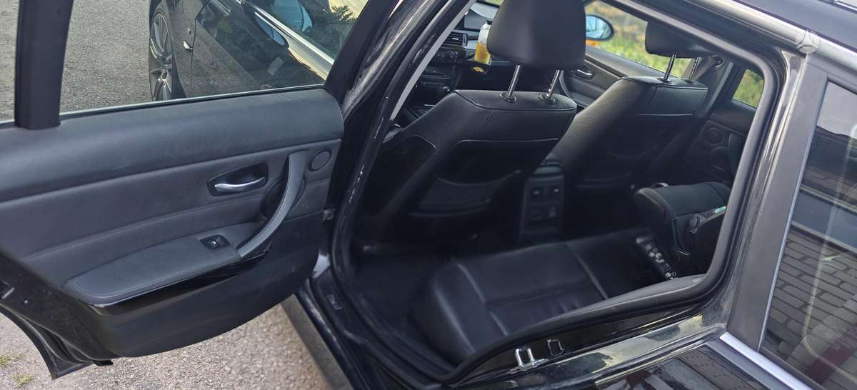 BMW 330, 3.0 l., Универсал