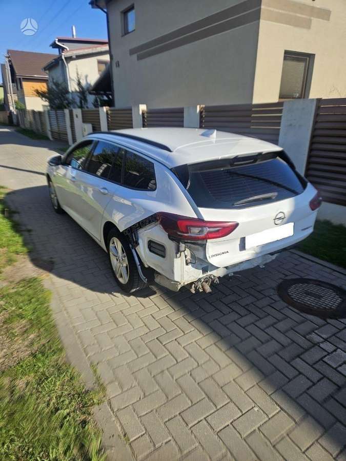 Opel Insignia, 1.6 l., Универсал