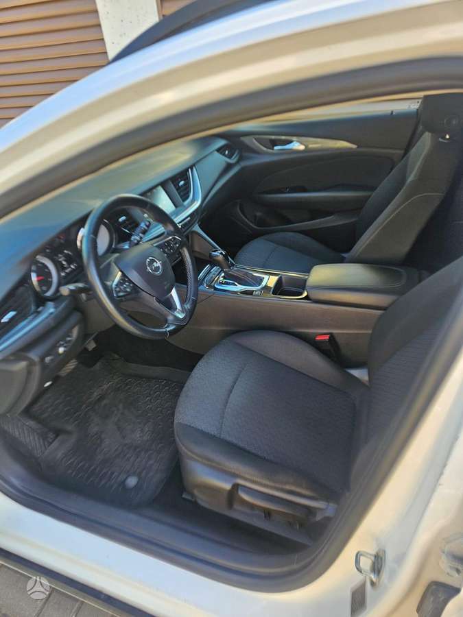 Opel Insignia, 1.6 l., Универсал