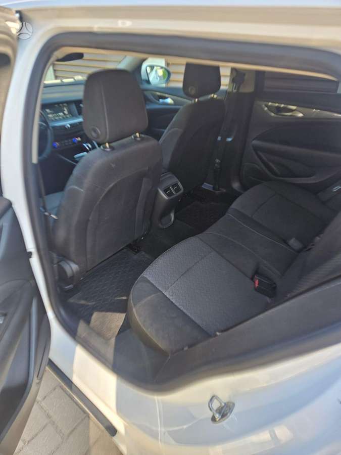 Opel Insignia, 1.6 l., Универсал