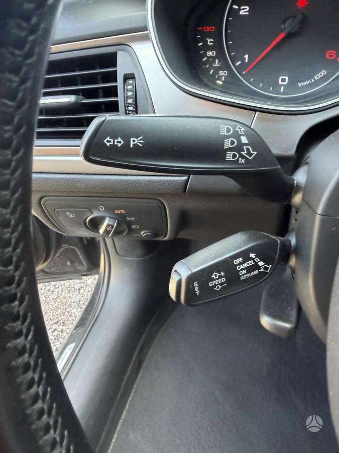 Audi A6, 3.0 l., universalas
