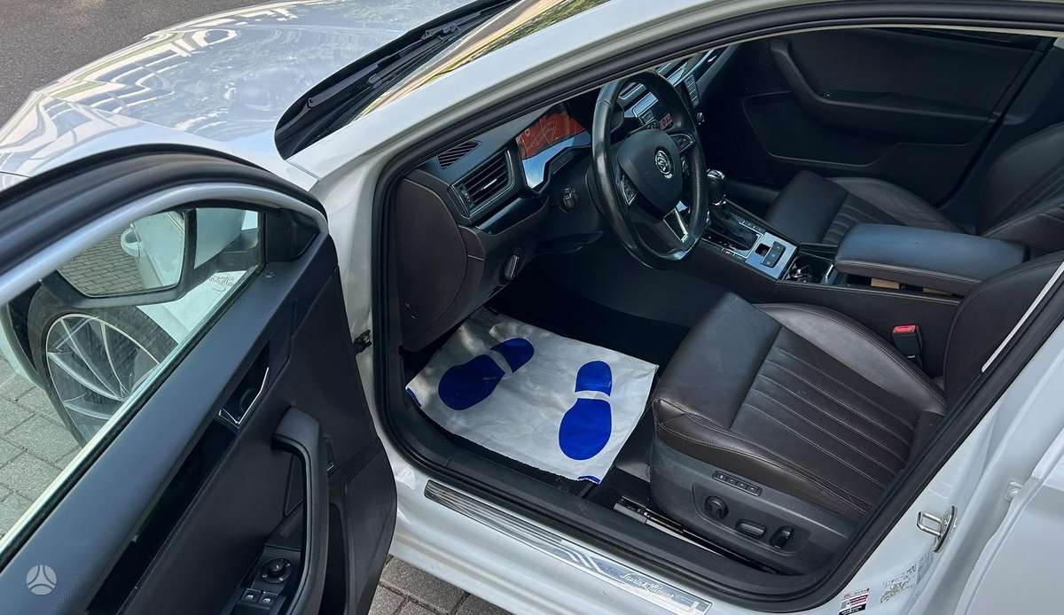Skoda Superb, 2.0 l., wagon