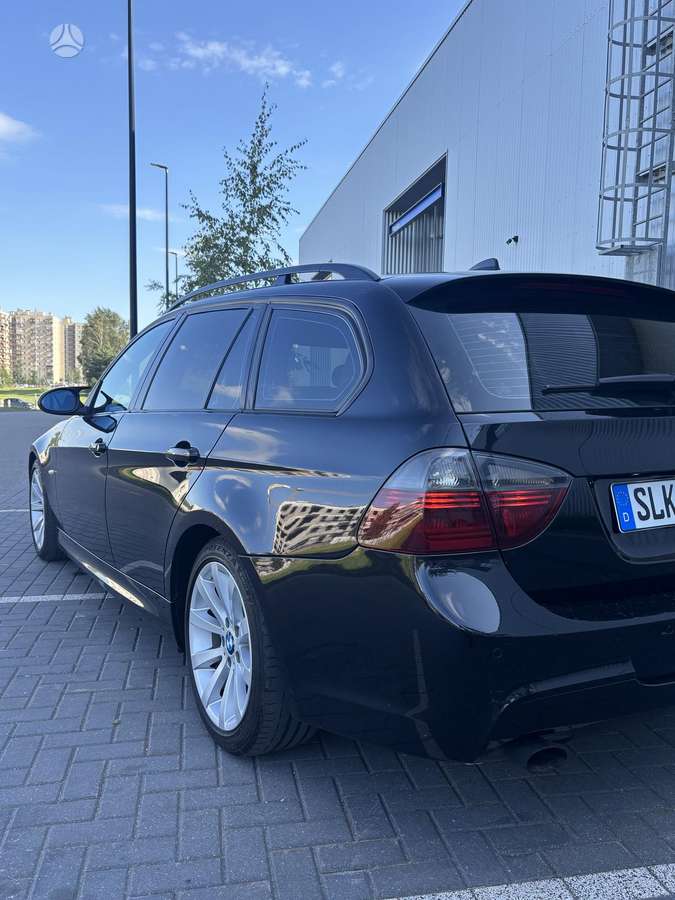 BMW 320, 2.0 l., wagon