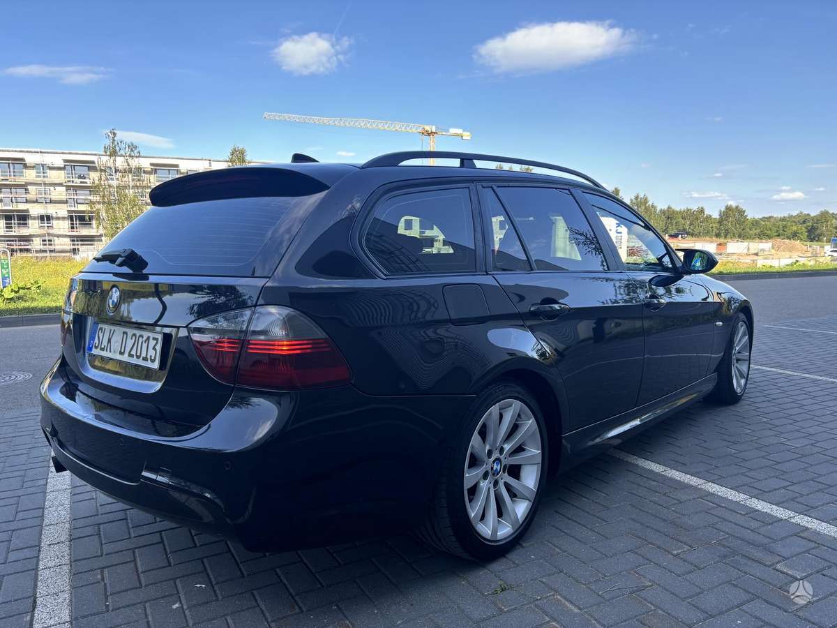 BMW 320, 2.0 l., wagon