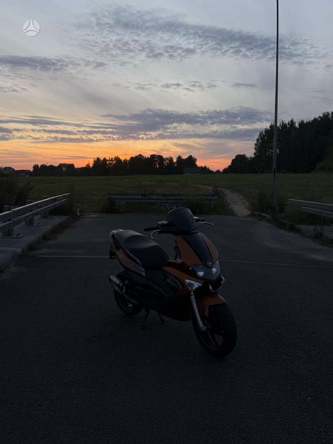 Gilera Runner 49cc, scooters / mopeds