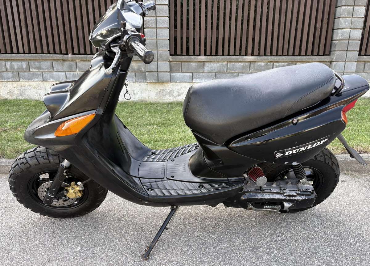 Yamaha Booster 49cc, мотороллеры / мопеды