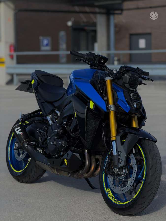 Suzuki GSX-S 1000cc, street / classic