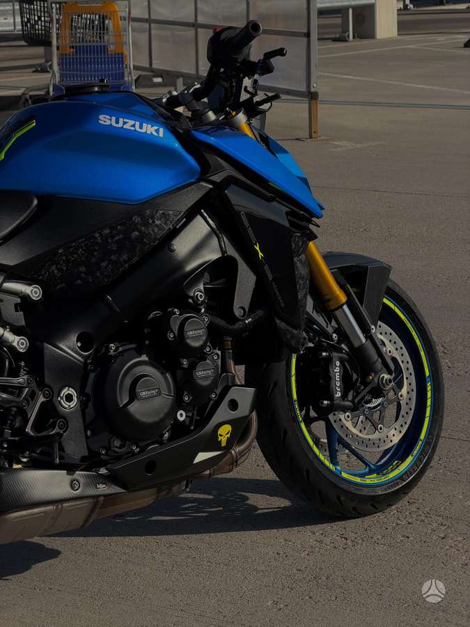 Suzuki GSX-S 1000cc, street / classic