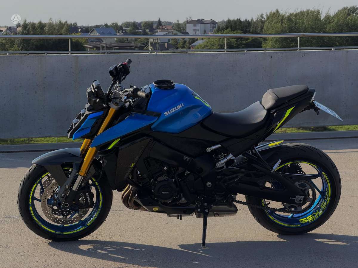 Suzuki GSX-S 1000cc, street / classic