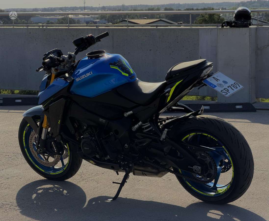 Suzuki GSX-S 1000cc, street / classic