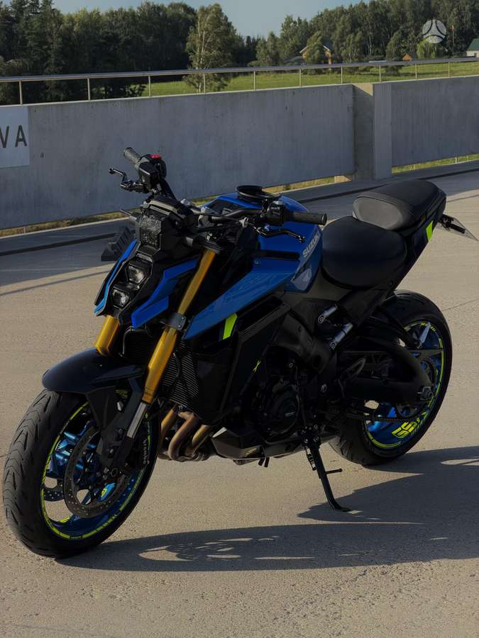 Suzuki GSX-S 1000cc, street / classic