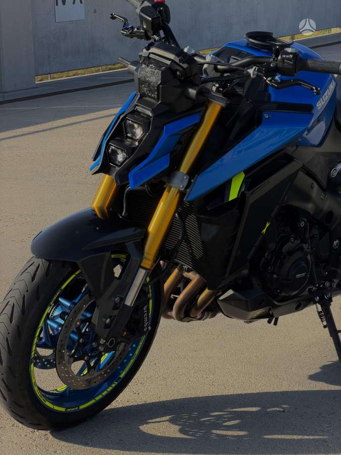 Suzuki GSX-S 1000cc, street / classic