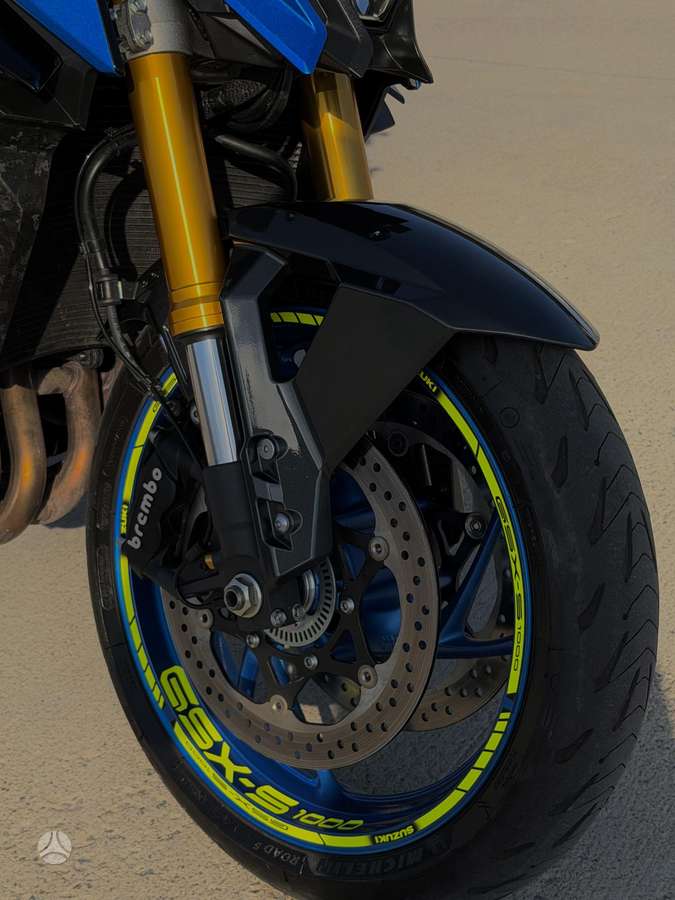 Suzuki GSX-S 1000cc, street / classic
