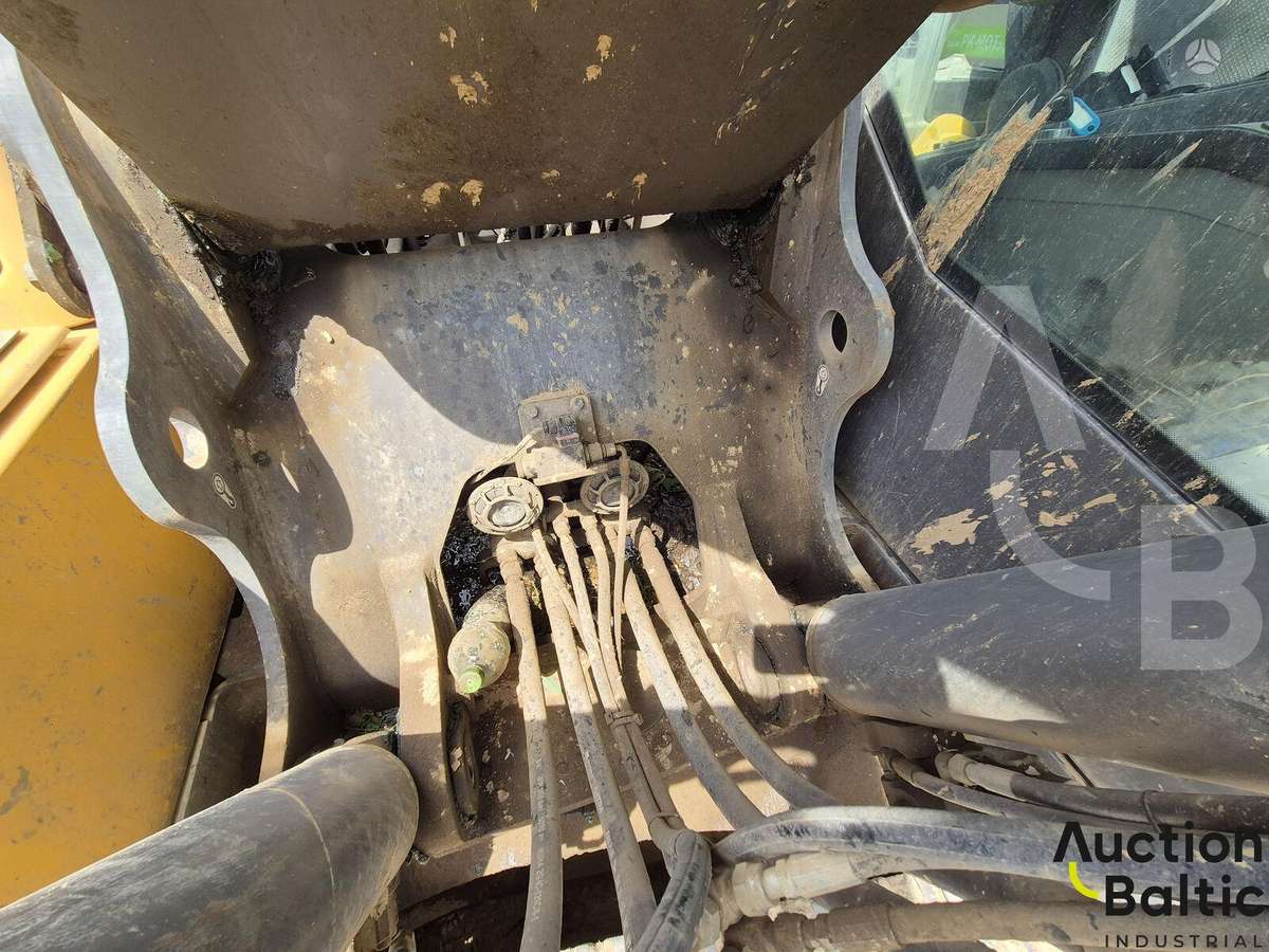 Volvo EC 240 C N L, экскаваторы