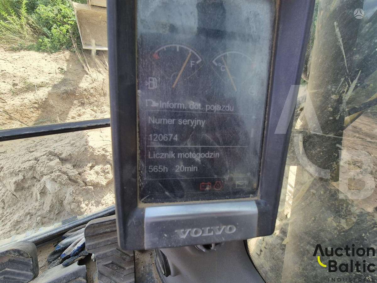Volvo EC 240 C N L, экскаваторы