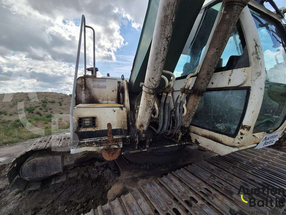JCB JS 220 L, ekskavatoriai