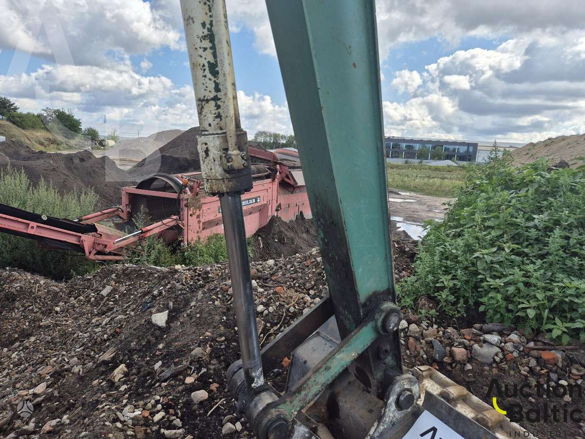 JCB JS 220 L, экскаваторы