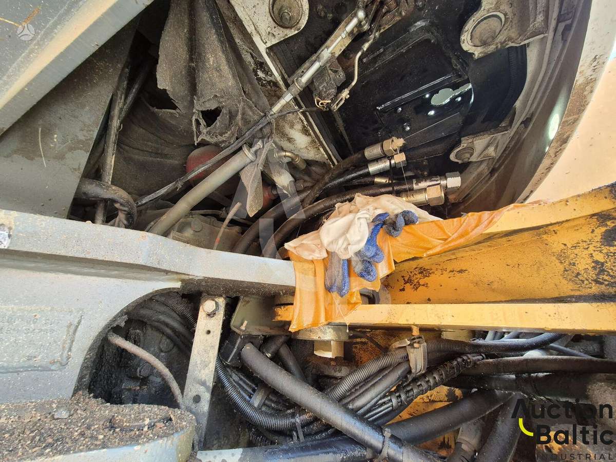 Liebherr 554, frontaliniai krautuvai