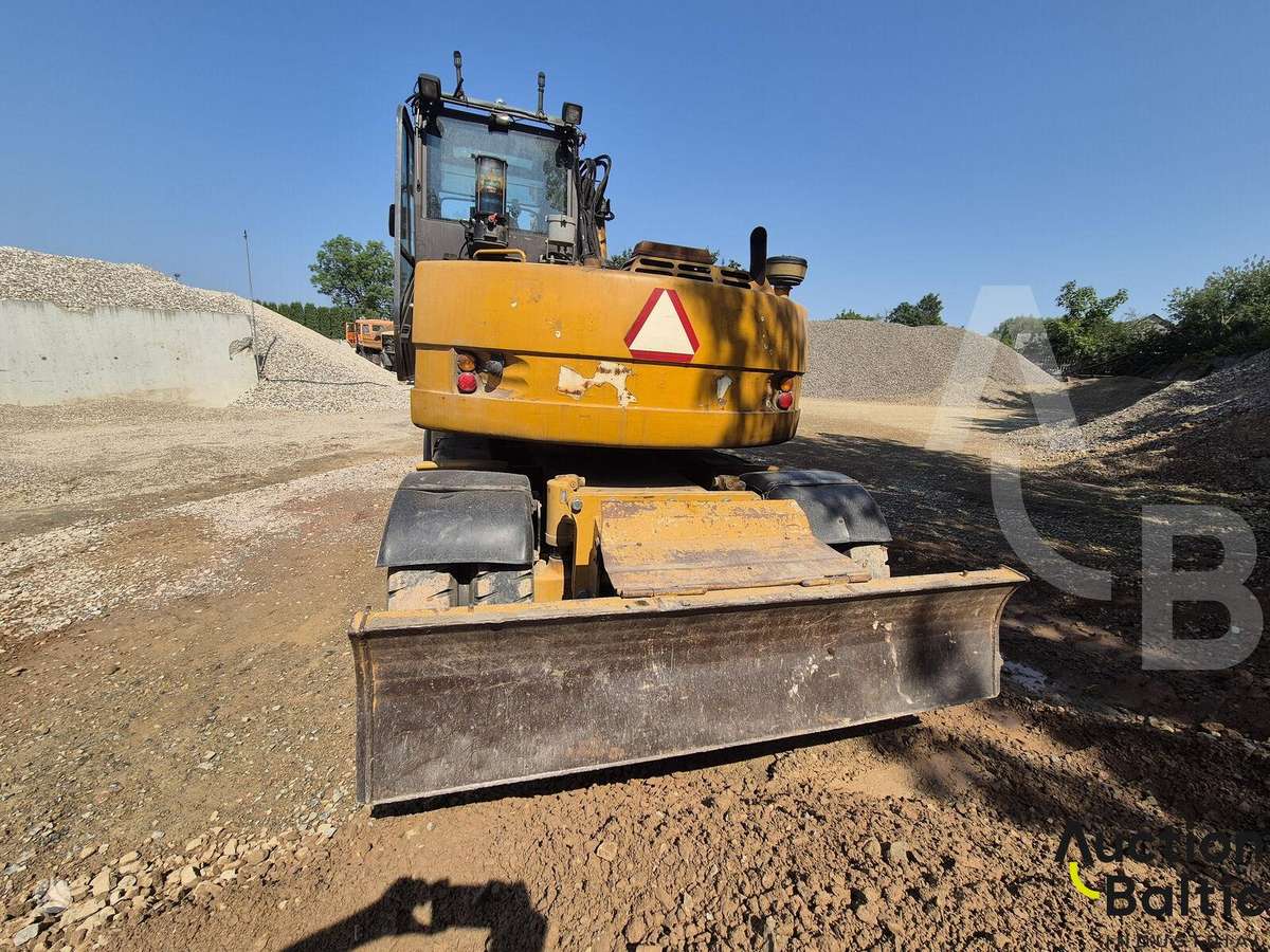 Hydrema M 1400, excavator