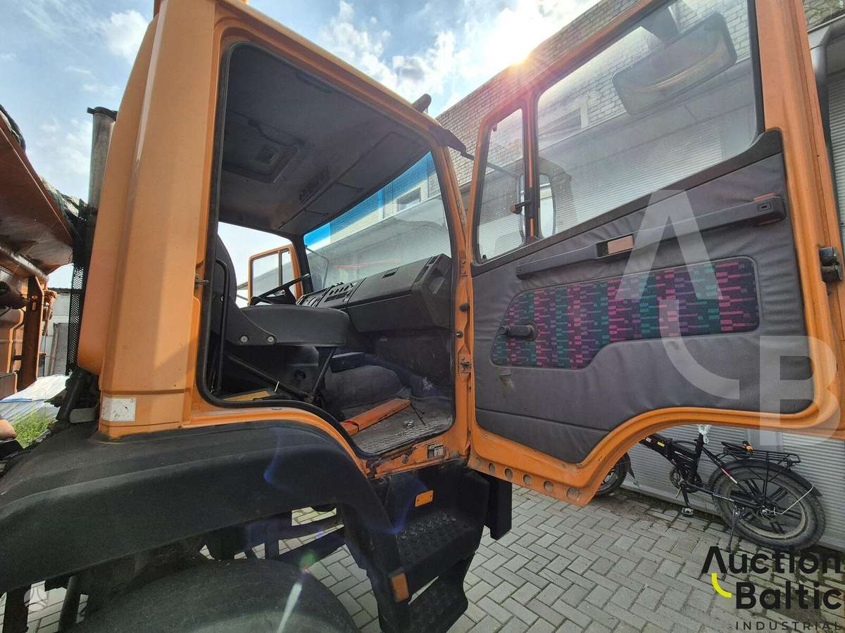 Mercedes-Benz 1317, самосвалы