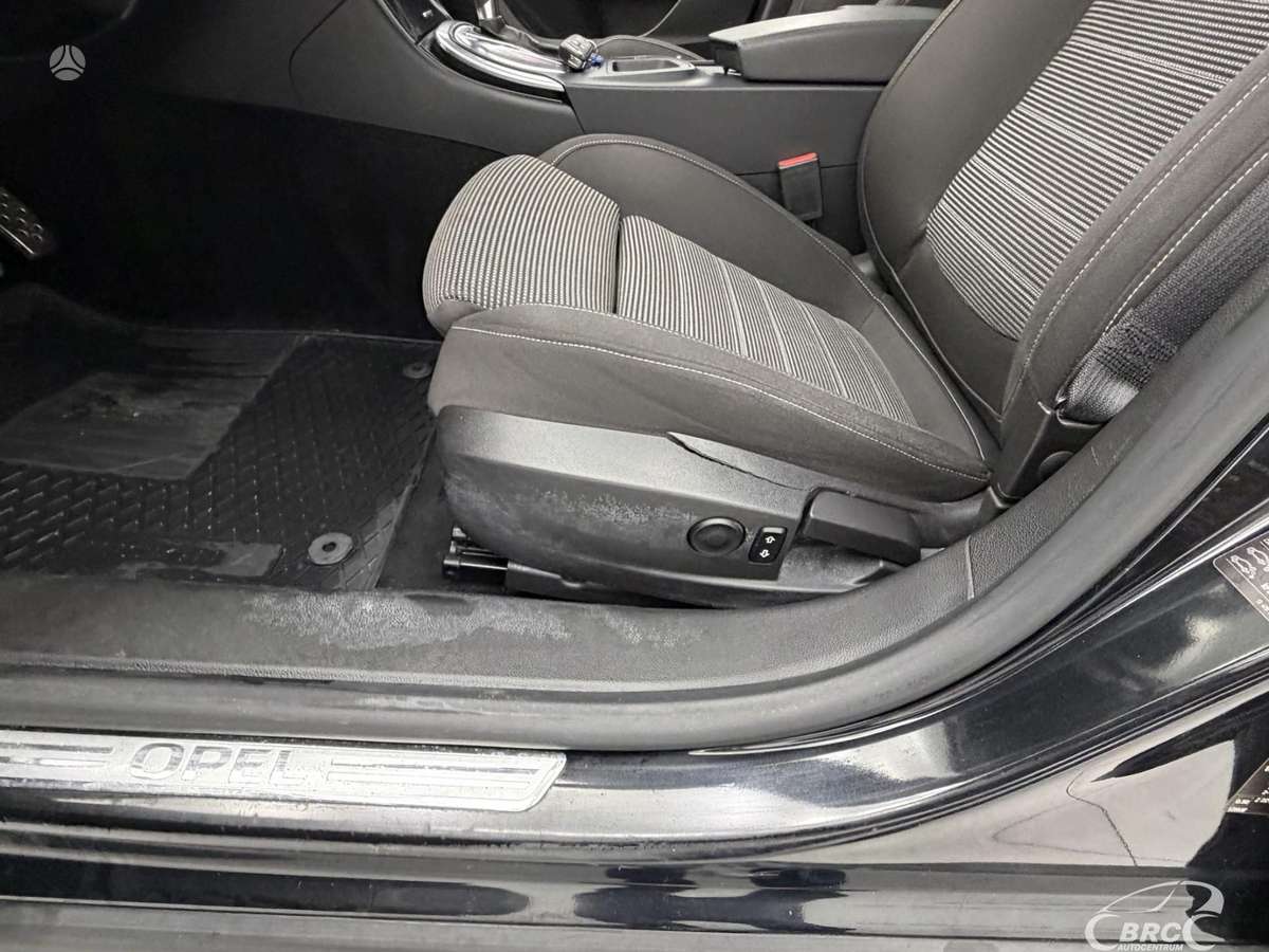 Opel Insignia, 2.0 l., Универсал