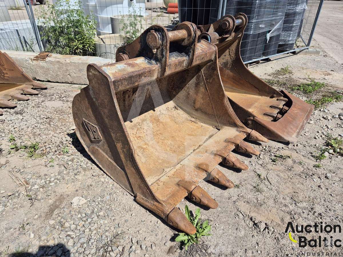 JCB JS 210 LC, excavator