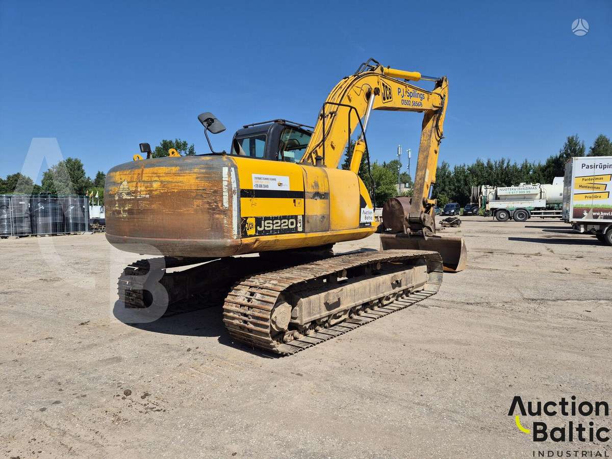 JCB JS 220 LC, ekskavatori